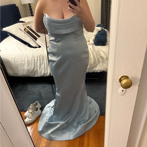 NEW Lavish Alice Freya Bonded Satin Cowl Neck Dusty Blue Maxi Dress Size XXL 14 - Picture 2 of 6